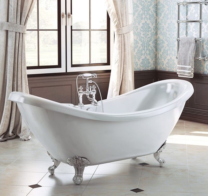Kensington 1550mm x 720mm Single Ended Freestanding Slipper Roll Top Bath  with Matt Black Claw Feet - Wholesale Domestic
