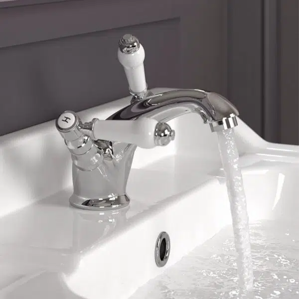 Traditional Lever Basin Mixer