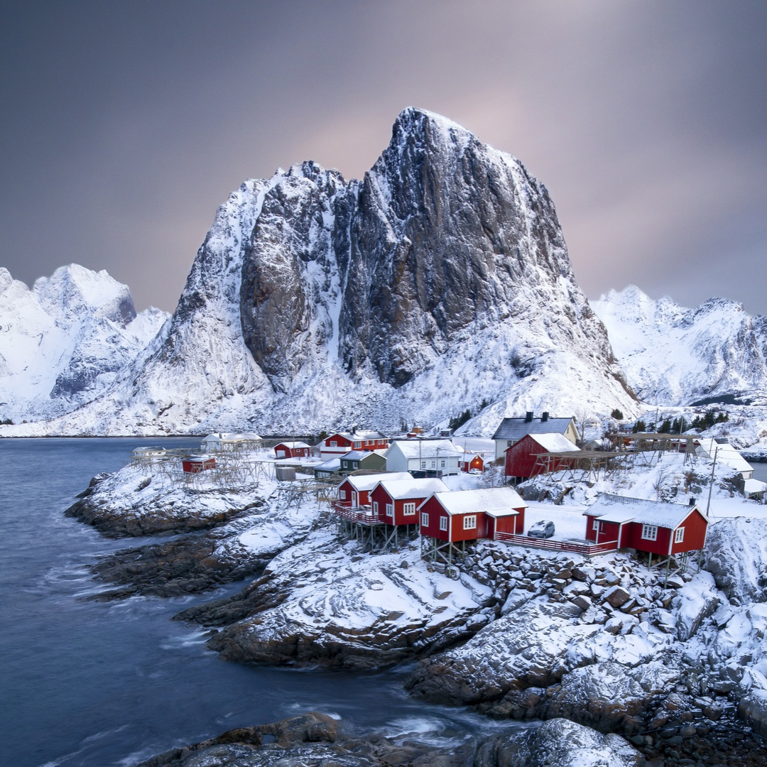 Scandinavian furniture | Sonas Bathrooms | Bathshed | Delivery Ireland