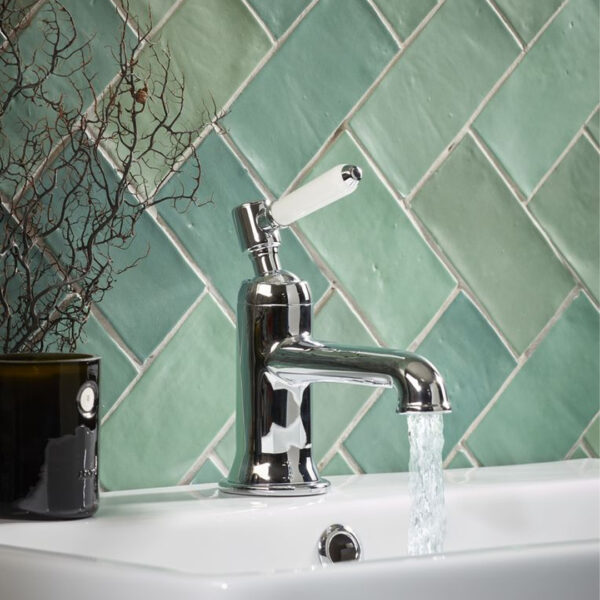 Keswick Basin Mono Mixer With Click Waste